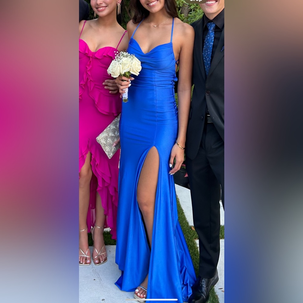 Atria Couture Style # 6744H Prom Formal Dress 💙